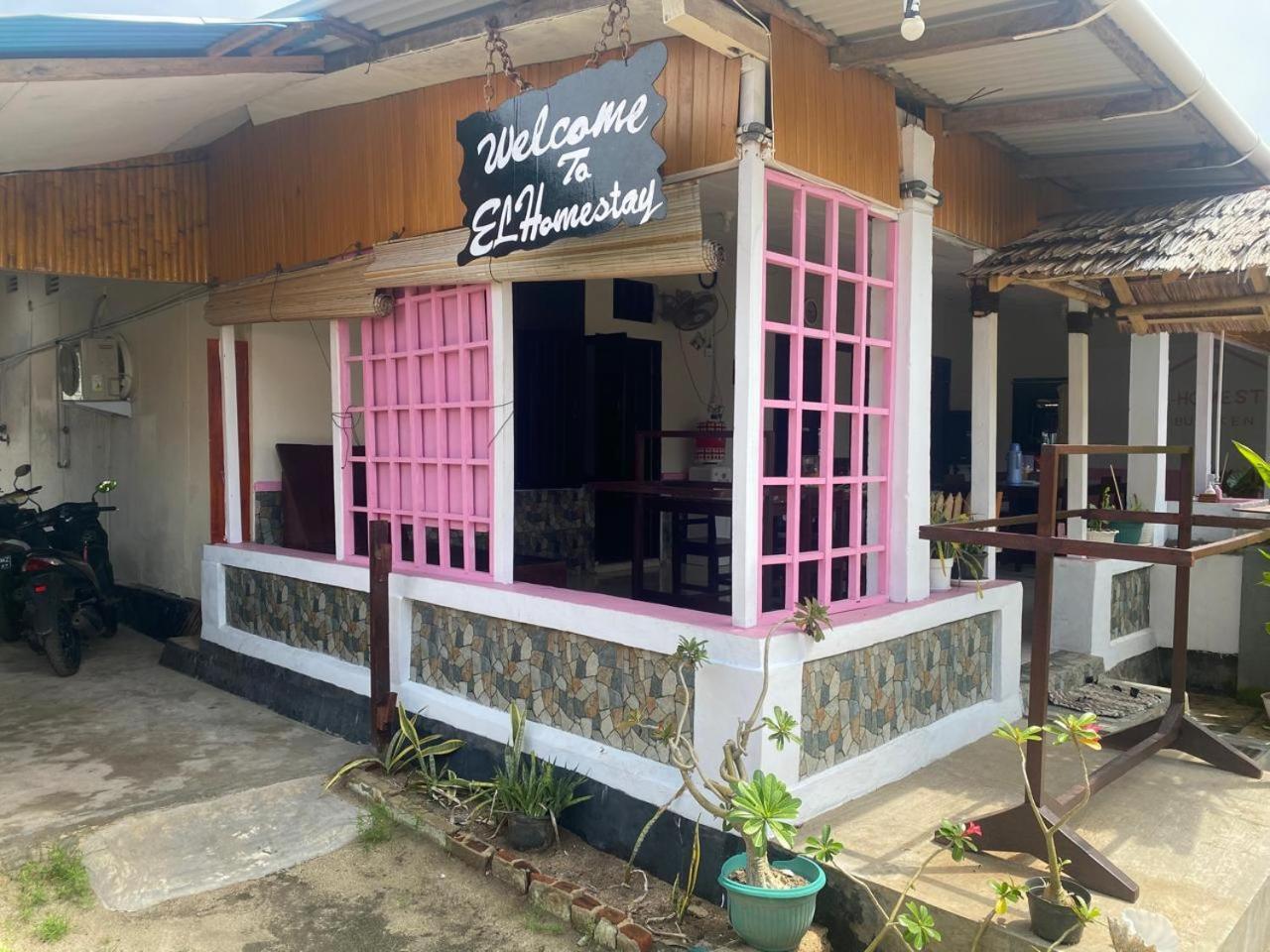 El Homestay Bunaken Extérieur photo