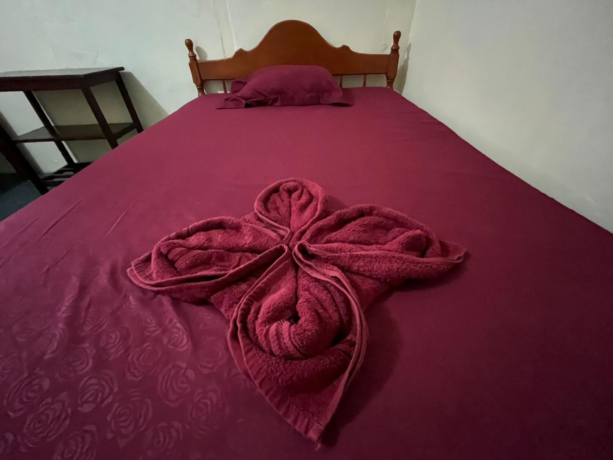 El Homestay Bunaken Extérieur photo