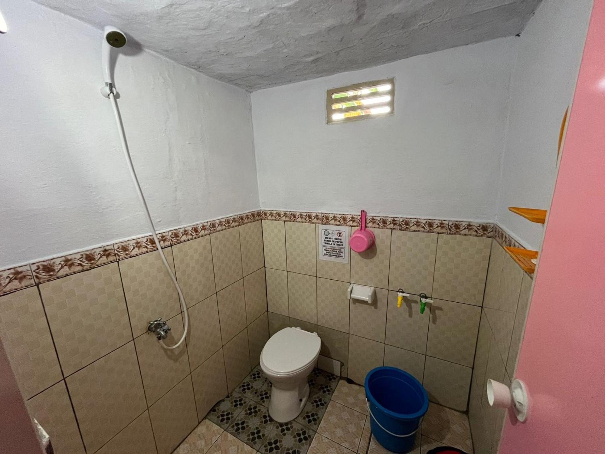 El Homestay Bunaken Extérieur photo