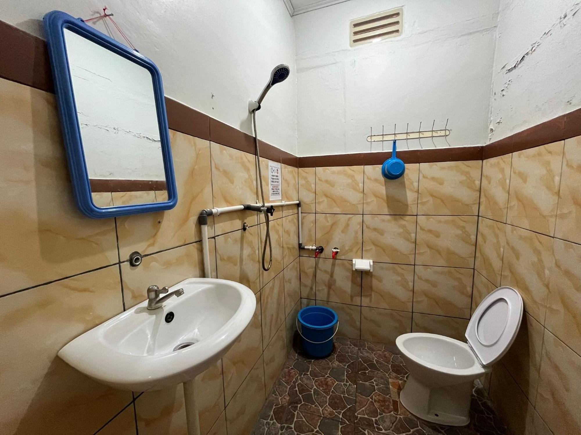 El Homestay Bunaken Extérieur photo