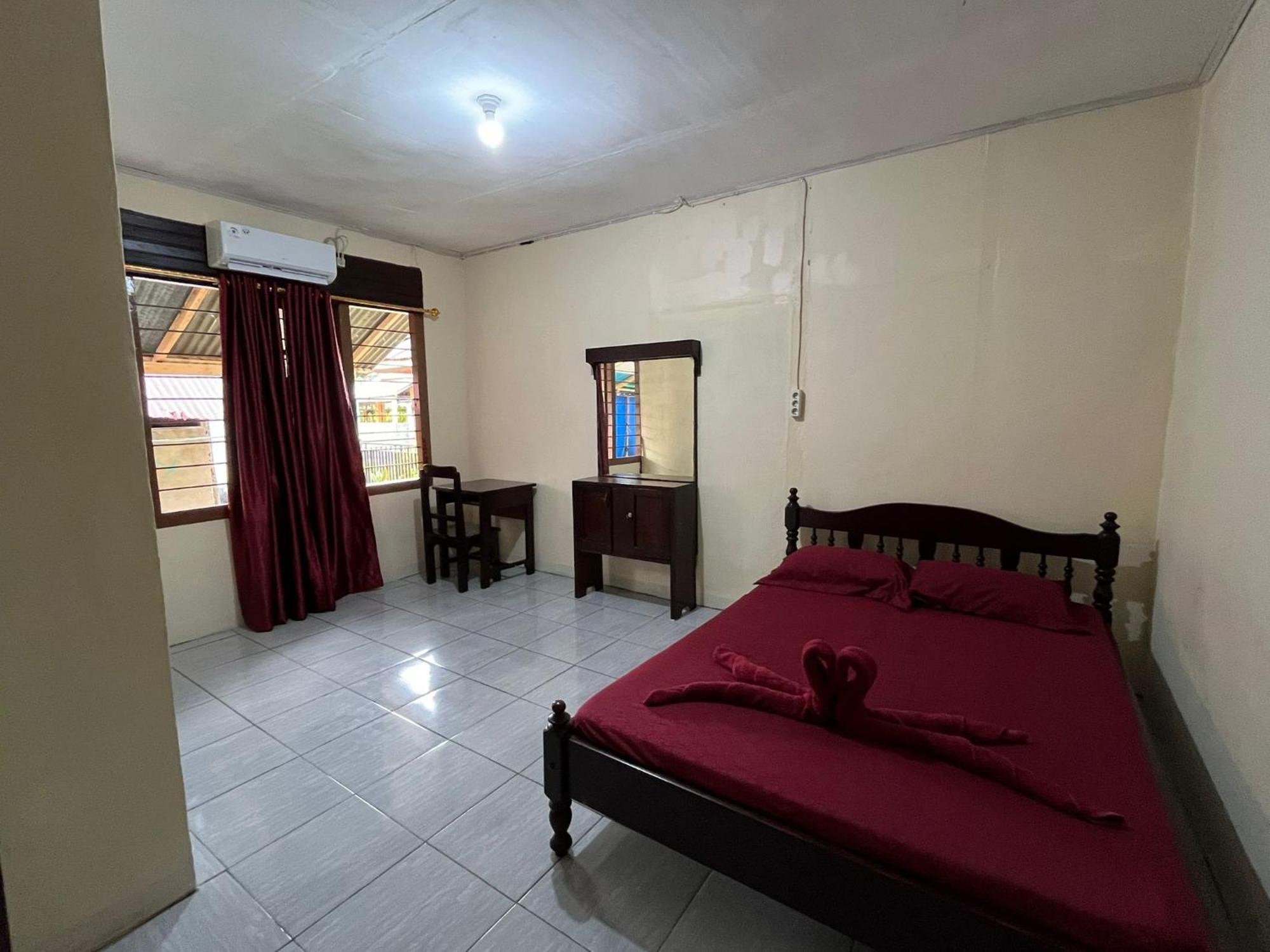 El Homestay Bunaken Extérieur photo